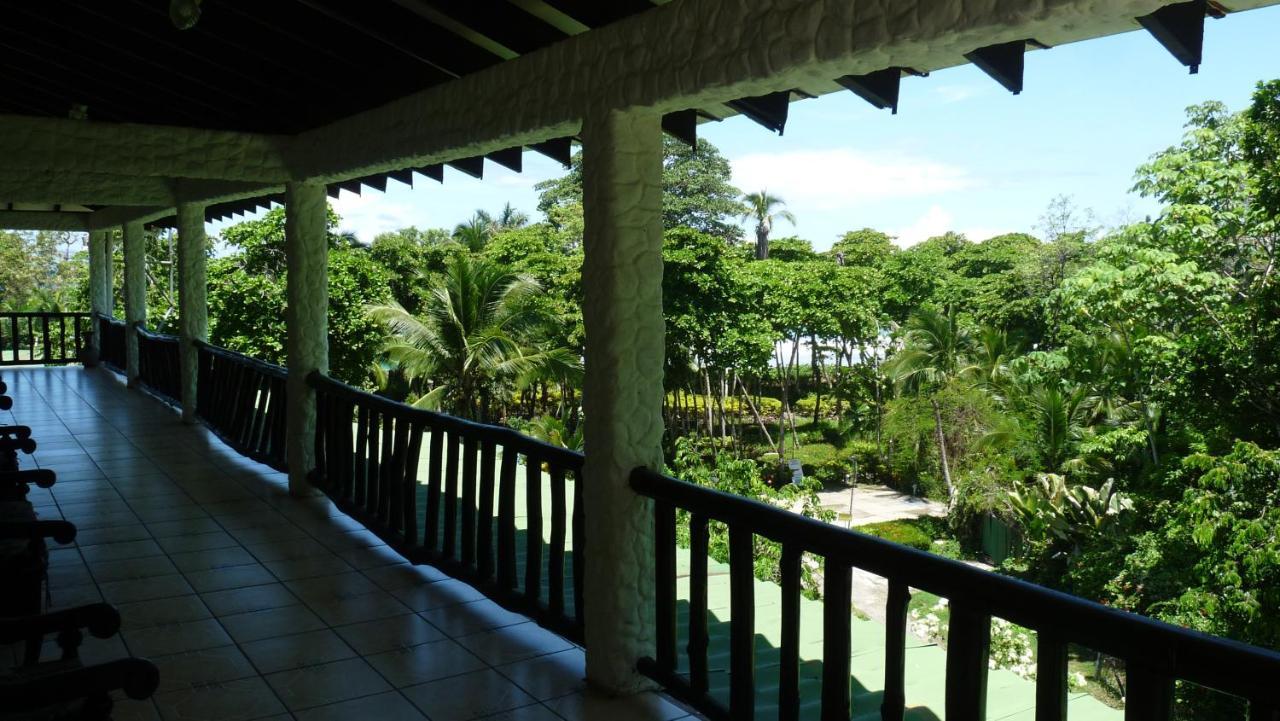 Hotel Arboleda Quepos Bagian luar foto